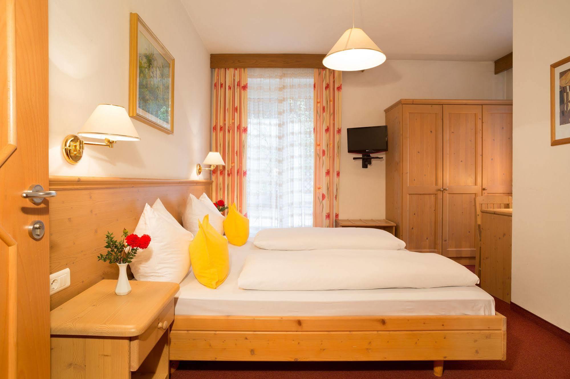 Hotel Gruberhof Merano Eksteriør billede
